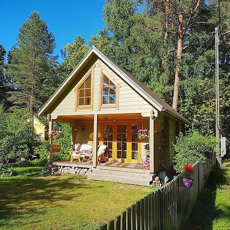 Well-Equipped Summerhouse With Sauna In Vosuアパートメント エクステリア 写真