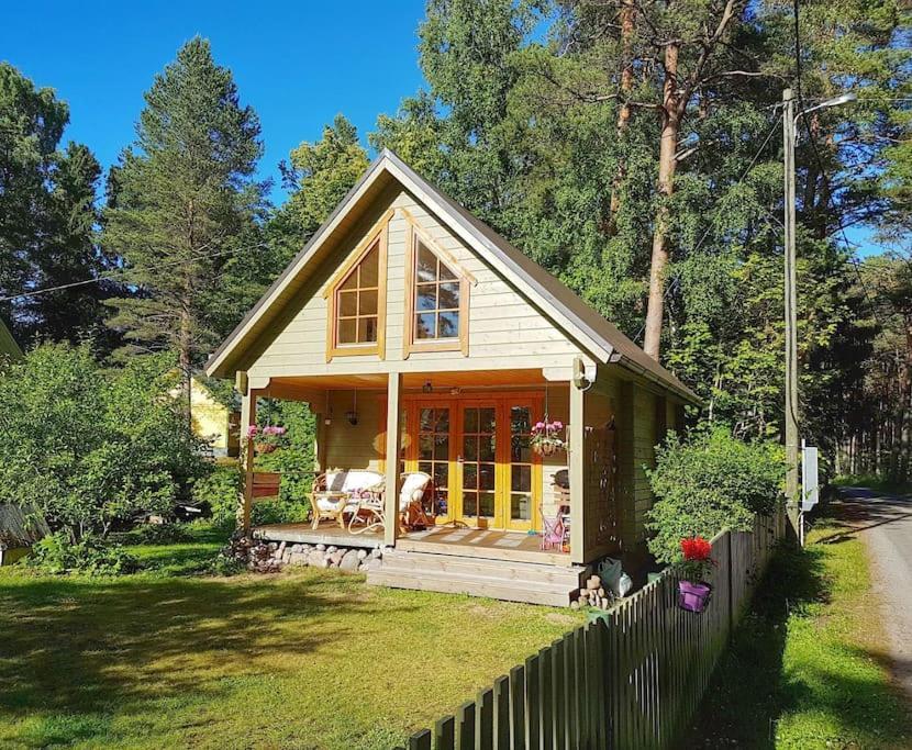 Well-Equipped Summerhouse With Sauna In Vosuアパートメント エクステリア 写真